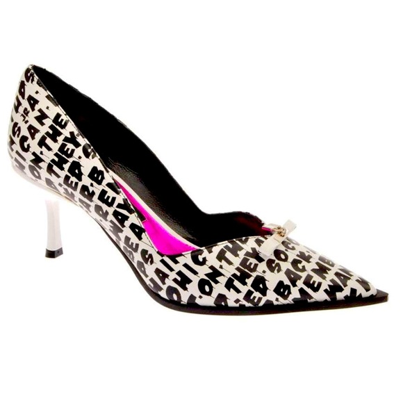 JOHN RICHMOND NAPPA PUMPS IN WHITE W/BLACK PRINT MADE IN ITALY SIZE 39/9 US